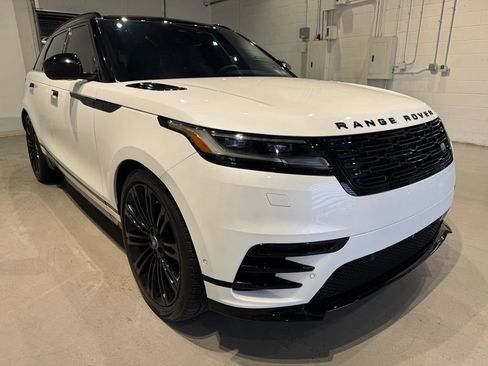 Used 2025 Land Rover Range Rover Velar Dynamic HSE AWD/4WD image 10