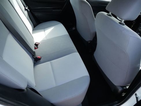 Used 2016 Toyota Corolla L image 22