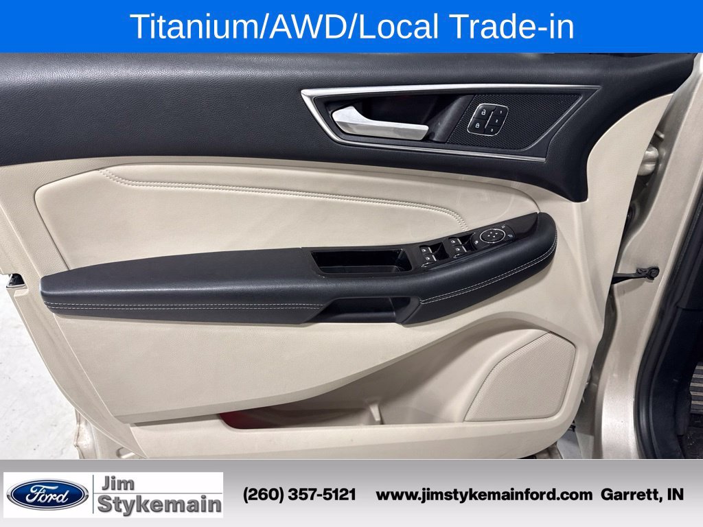 Used 2017 Ford Edge Titanium w/ Technology Package AWD/4WD image 17