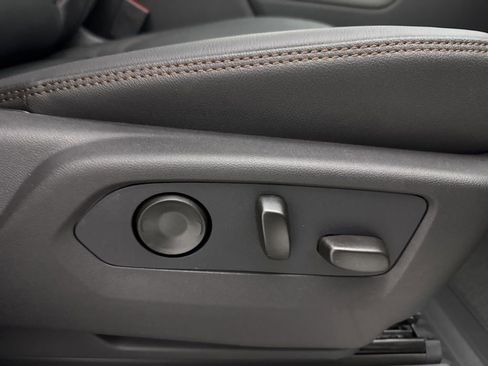 New 2026 GMC Sierra 2500 AT4 w/ AT4 Premium Plus Package image 67