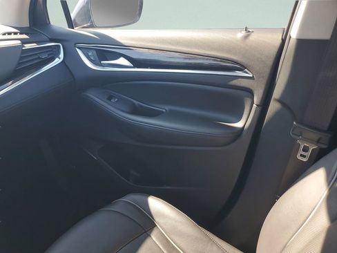 Used 2021 Buick Enclave Avenir w/ Avenir Technology Package AWD/4WD image 13