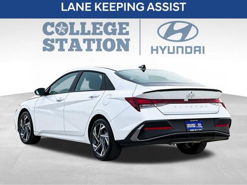 Used 2025 Hyundai Elantra Sport w/ Cargo Package image 8