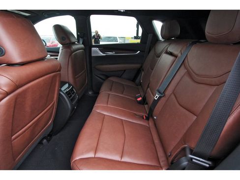 New 2026 Cadillac XT5 Premium Luxury w/ Driver Assist Package FWD image 7