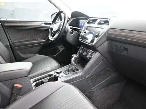 Used 2024 Volkswagen Tiguan Wolfsburg Edition AWD/4WD image 26