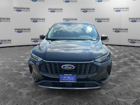Certified 2023 Ford Escape Active AWD/4WD image 8