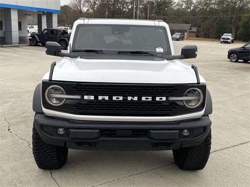 Used 2022 Ford Bronco Wildtrak image 9