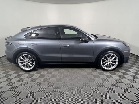 Certified 2026 Porsche Cayenne Turbo GT AWD/4WD image 8