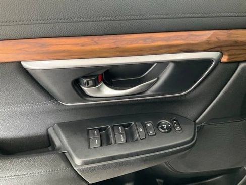Used 2018 Honda CR-V EX image 6