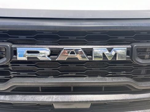 Used 2025 RAM ProMaster 2500 w/ Convenience Group FWD image 10