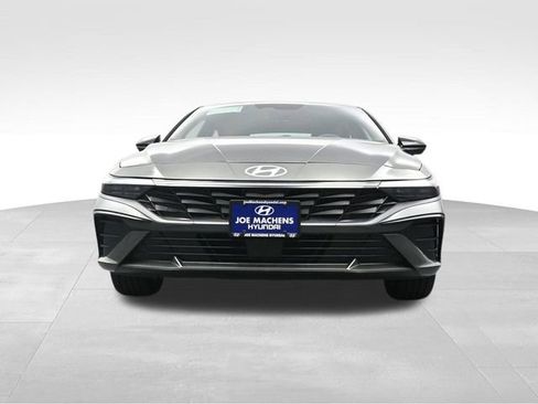 New 2026 Hyundai Elantra SEL Sport Premium FWD image 31