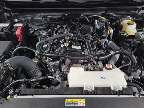 Used 2024 Toyota Tacoma SR5 AWD/4WD image 13