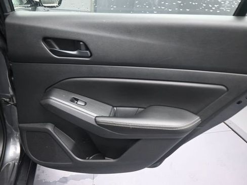 Used 2024 Nissan Altima 2.5 SV FWD image 23