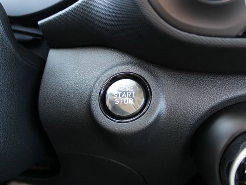 New 2025 Hyundai Venue SEL image 23