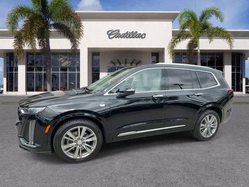 Used 2023 Cadillac XT6 Premium Luxury w/ Technology Package image 7