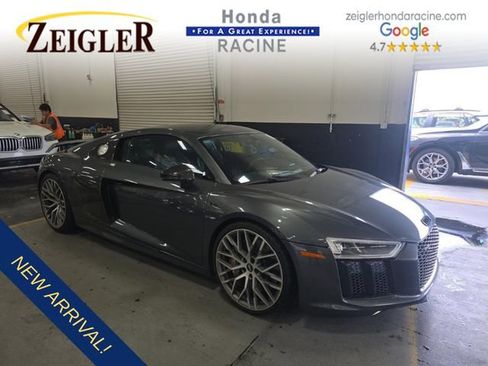 Used 2018 Audi R8 V10 plus image 1