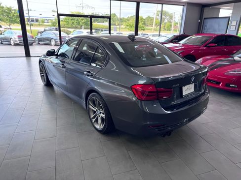 Used 2017 BMW 330i xDrive Sedan image 3