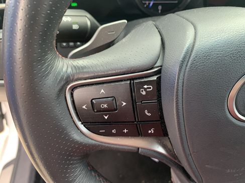 Used 2024 Lexus ES 350 F Sport w/ Accessory Package (Z2) FWD image 19