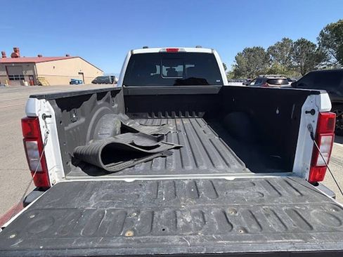 Used 2022 Ford F250 Lariat w/ Lariat Value Package AWD/4WD image 7