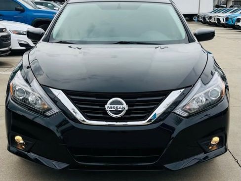 Used 2018 Nissan Altima 2.5 SR w/ SR Special Edition image 8