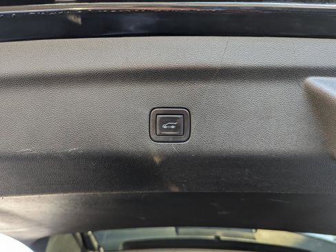 Used 2023 Cadillac Escalade V image 58