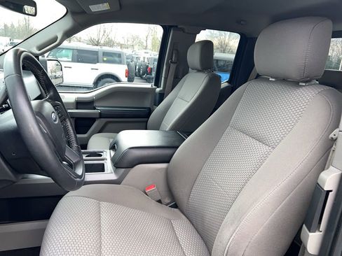 Used 2018 Ford F150 XLT w/ Equipment Group 302A Luxury image 4