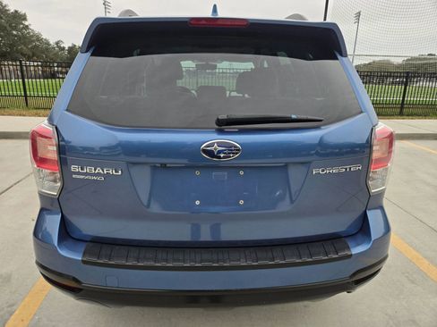 Used 2018 Subaru Forester 2.5i Premium w/ All-Weather Package image 8