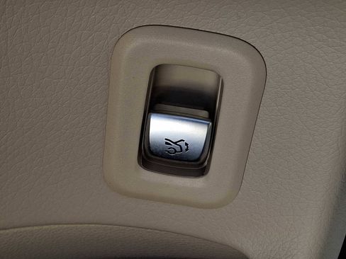 Certified 2022 Mercedes-Benz GLC 300 GLC 300 image 22