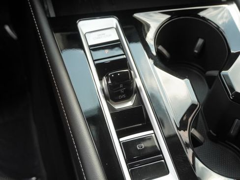 Used 2026 Volkswagen Atlas SE FWD image 27