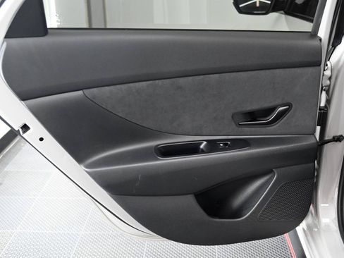 Used 2025 Hyundai Elantra N FWD image 34