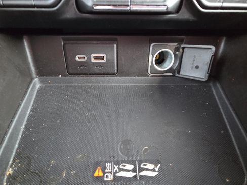 Used 2021 GMC Yukon SLT RWD image 36