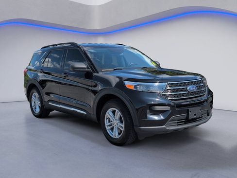 Used 2023 Ford Explorer XLT RWD image 10