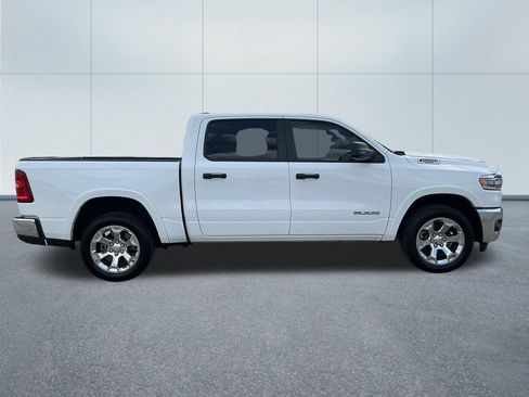 Certified 2025 RAM 1500 Big Horn AWD/4WD image 8