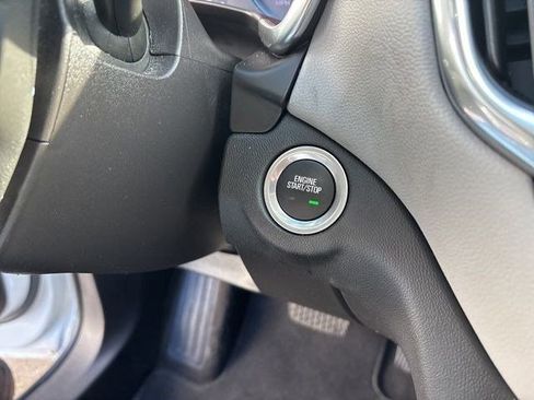 Used 2024 Chevrolet Equinox LS AWD/4WD image 20