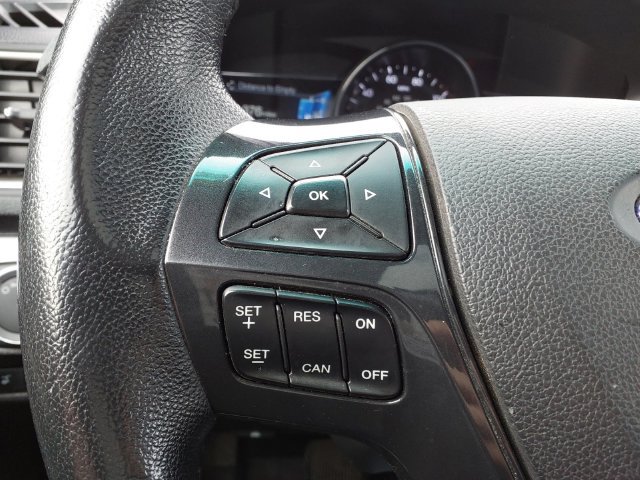 Used 2017 Ford Explorer XLT w/ Equipment Group 202A AWD/4WD image 19