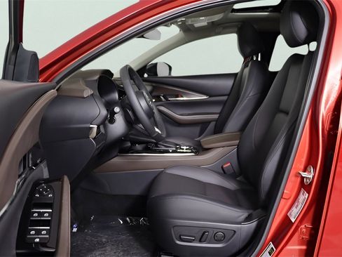 New 2025 MAZDA CX-30 2.5 Turbo w/ Premium Plus Pkg image 19