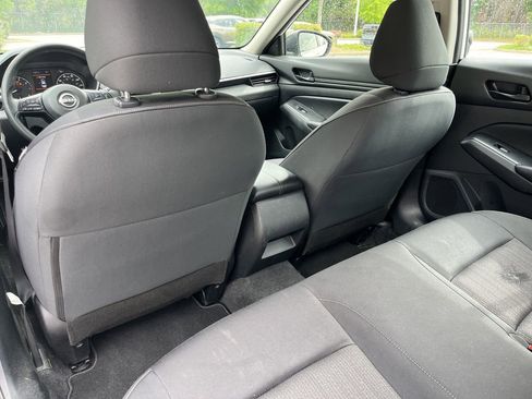 Used 2024 Nissan Altima 2.5 S FWD image 17