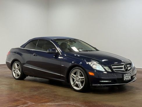 Used 2012 Mercedes-Benz E 350 Cabriolet image 4