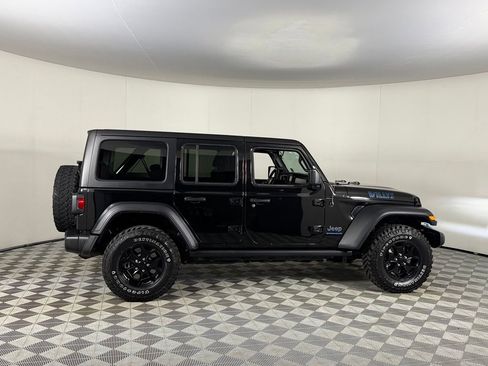 Certified 2023 Jeep Wrangler Unlimited AWD/4WD image 3