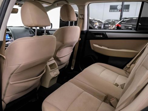 Used 2019 Subaru Outback 2.5i Premium AWD/4WD image 33