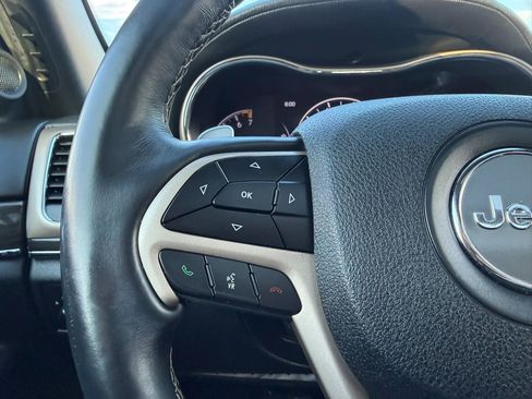 Used 2017 Jeep Grand Cherokee Overland image 31