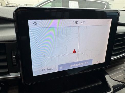 Used 2023 Ford Explorer Limited w/ Equipment Group 301A image 10