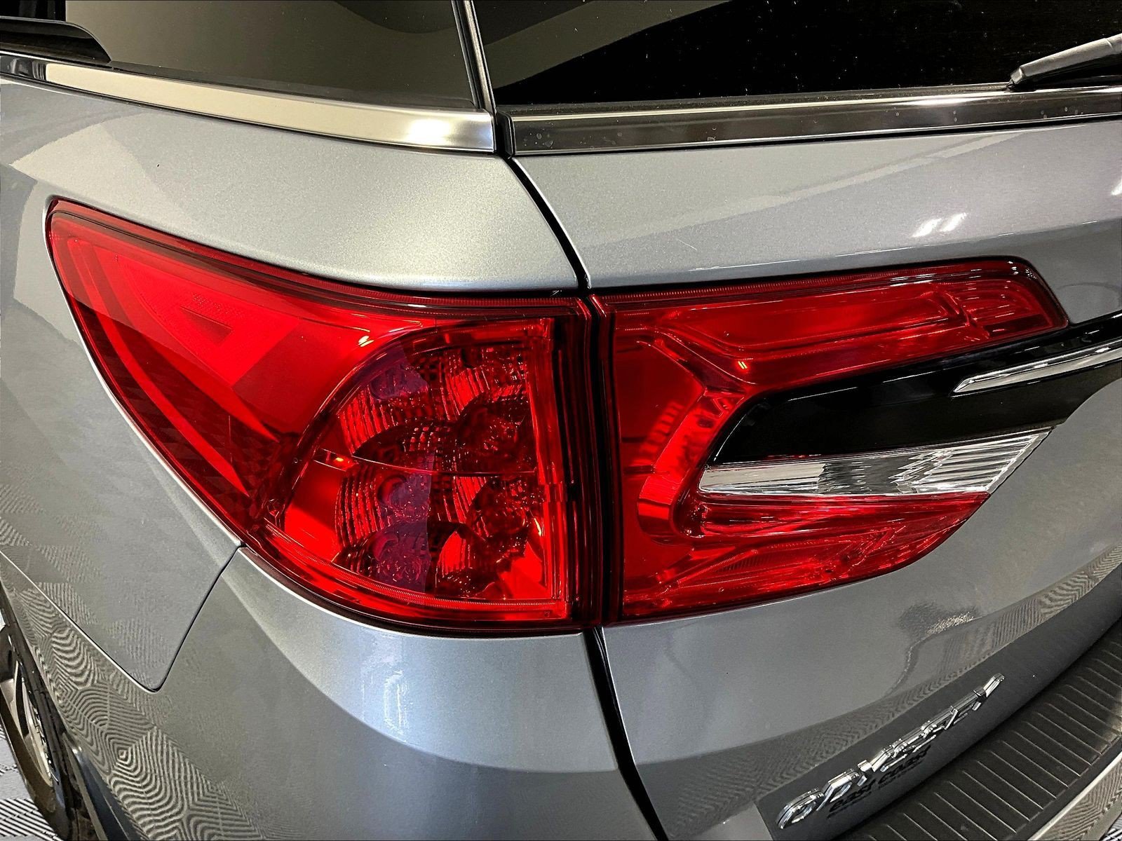 Used 2023 Honda Odyssey EX-L image 22