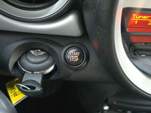 Used 2013 MINI Cooper Hardtop image 15