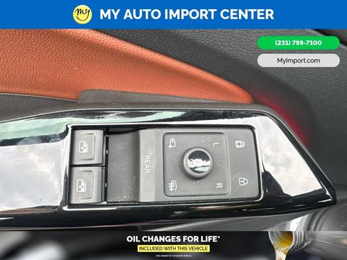 Used 2022 Volkswagen ID.4 Pro S AWD/4WD image 10