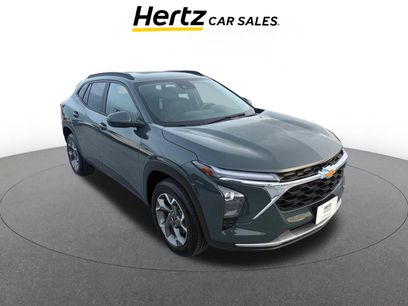 Used 2025 Chevrolet Trax LT