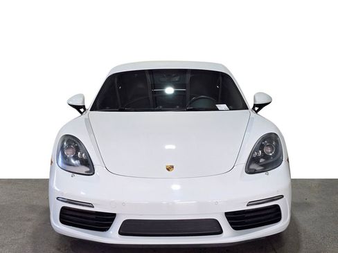 Used 2017 Porsche 718 Cayman S image 2