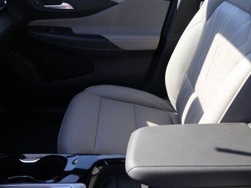 New 2026 Buick Envista Avenir FWD image 22