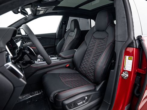 New 2026 Audi RS Q8 performance image 17