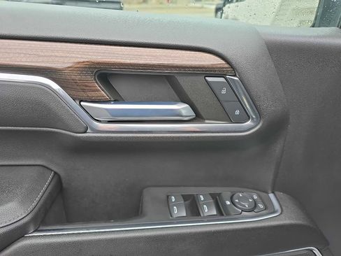 Used 2023 Chevrolet Silverado 1500 LT image 20