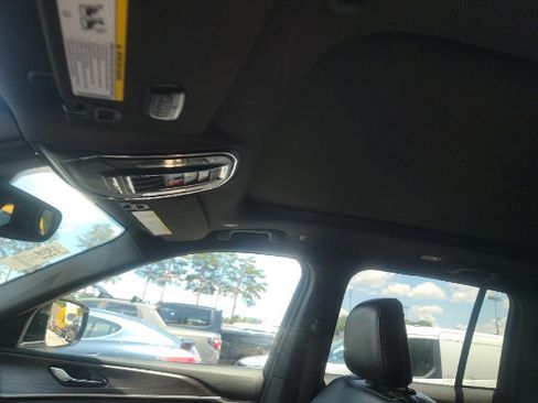 Used 2024 Jeep Grand Cherokee Limited 4xe AWD/4WD image 5